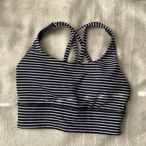Lululemon sports bra